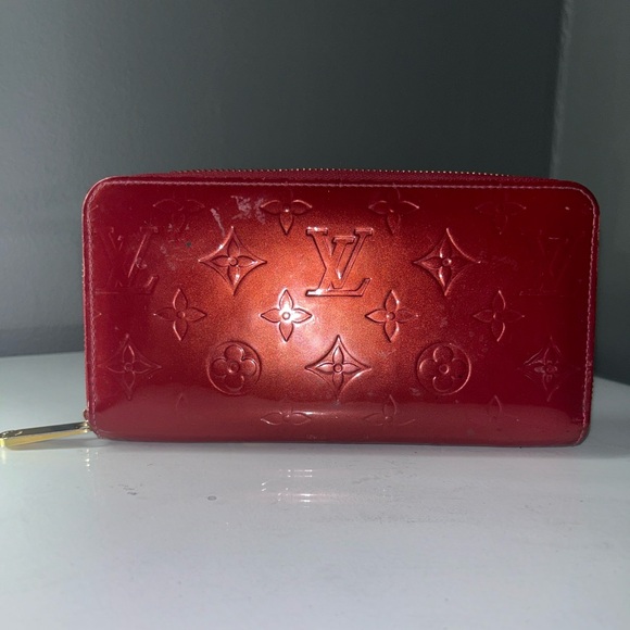 Louis Vuitton Handbags - Louis Vuitton Red Vernis Zippy Wallet CA 4111